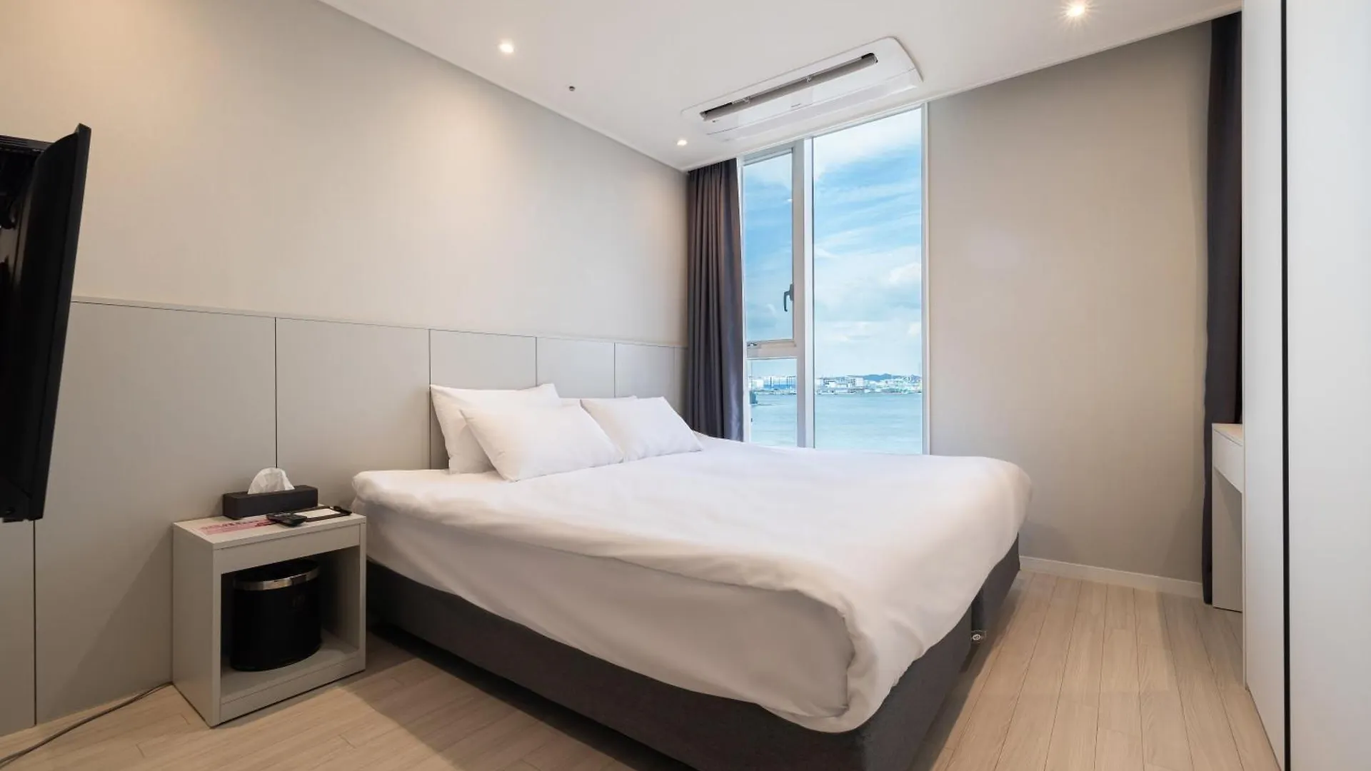 Ocean Park 9 Hotel Incheon South Korea